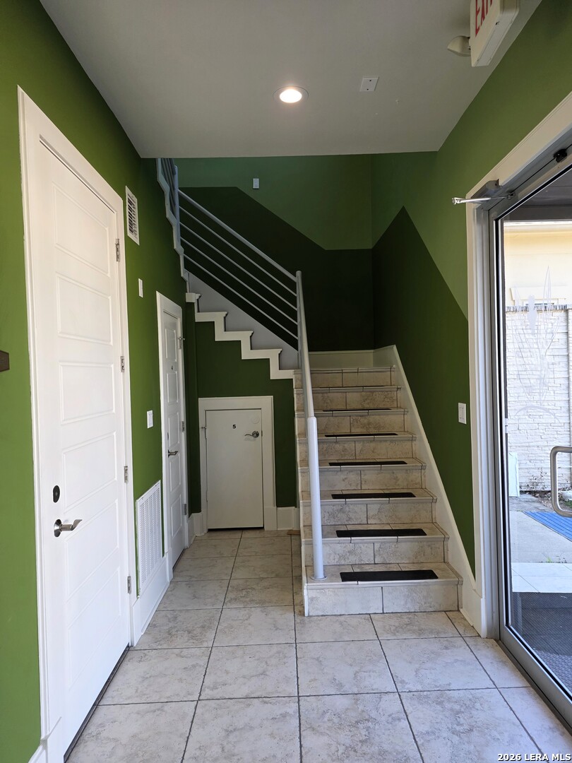 5721 Winsome Houston TX 77057