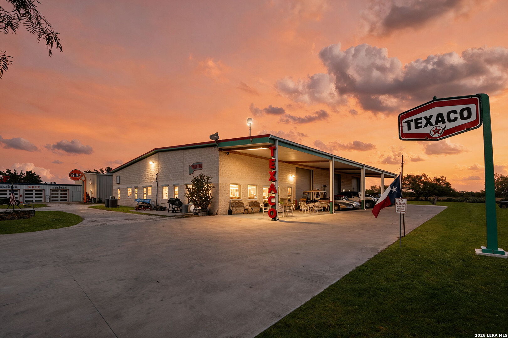 7914 S State Highway 16 Fredericksburg TX 78624