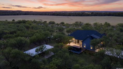 7914 S State Highway 16 Fredericksburg TX 78624