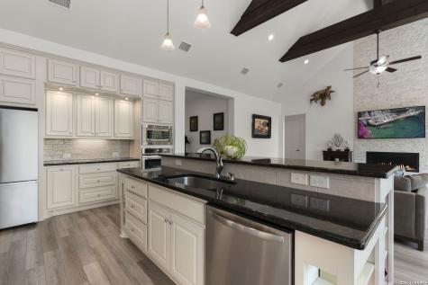 7914 S State Highway 16 Fredericksburg TX 78624