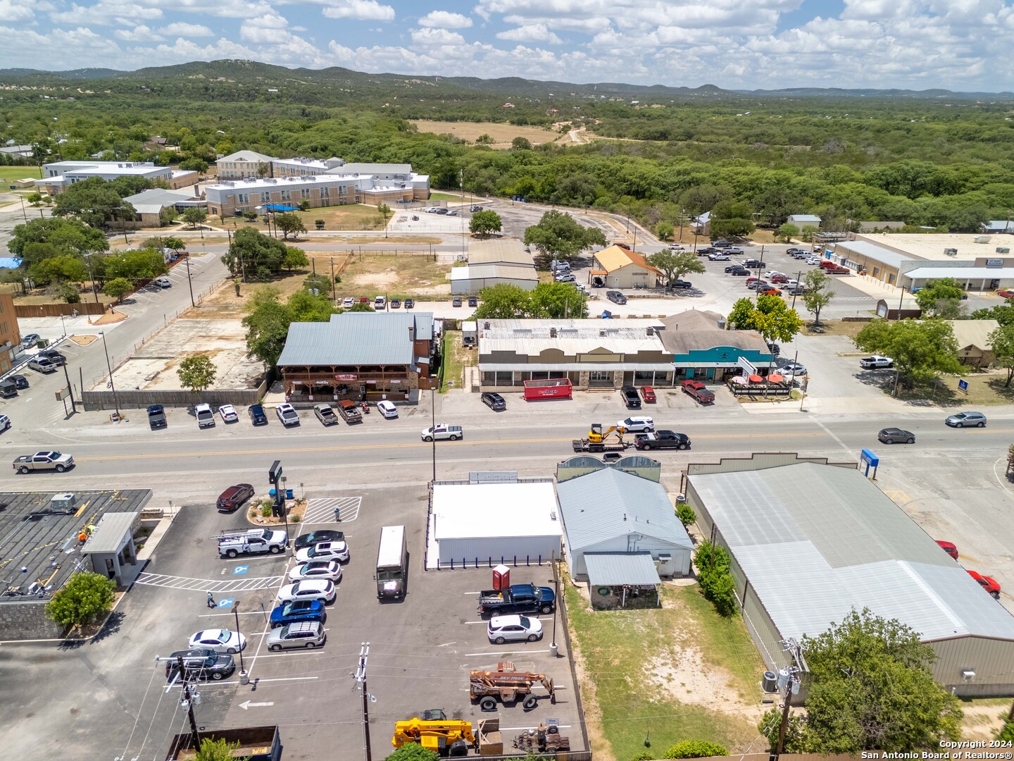 810 Main Street Bandera TX 78003