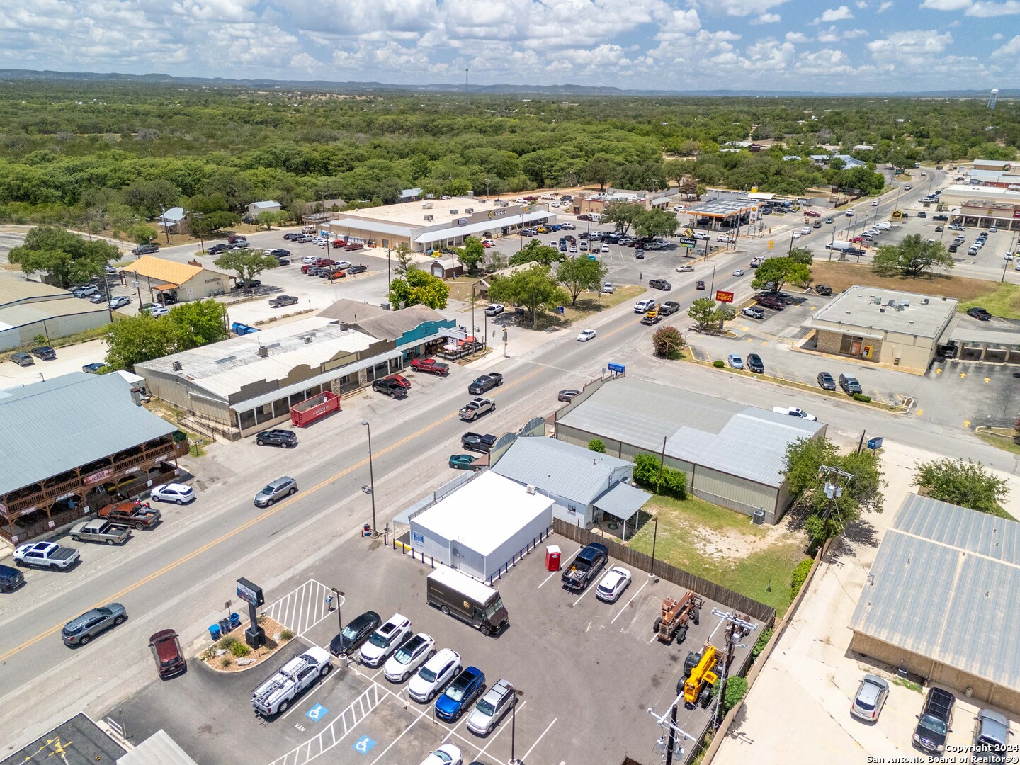 810 Main Street Bandera TX 78003