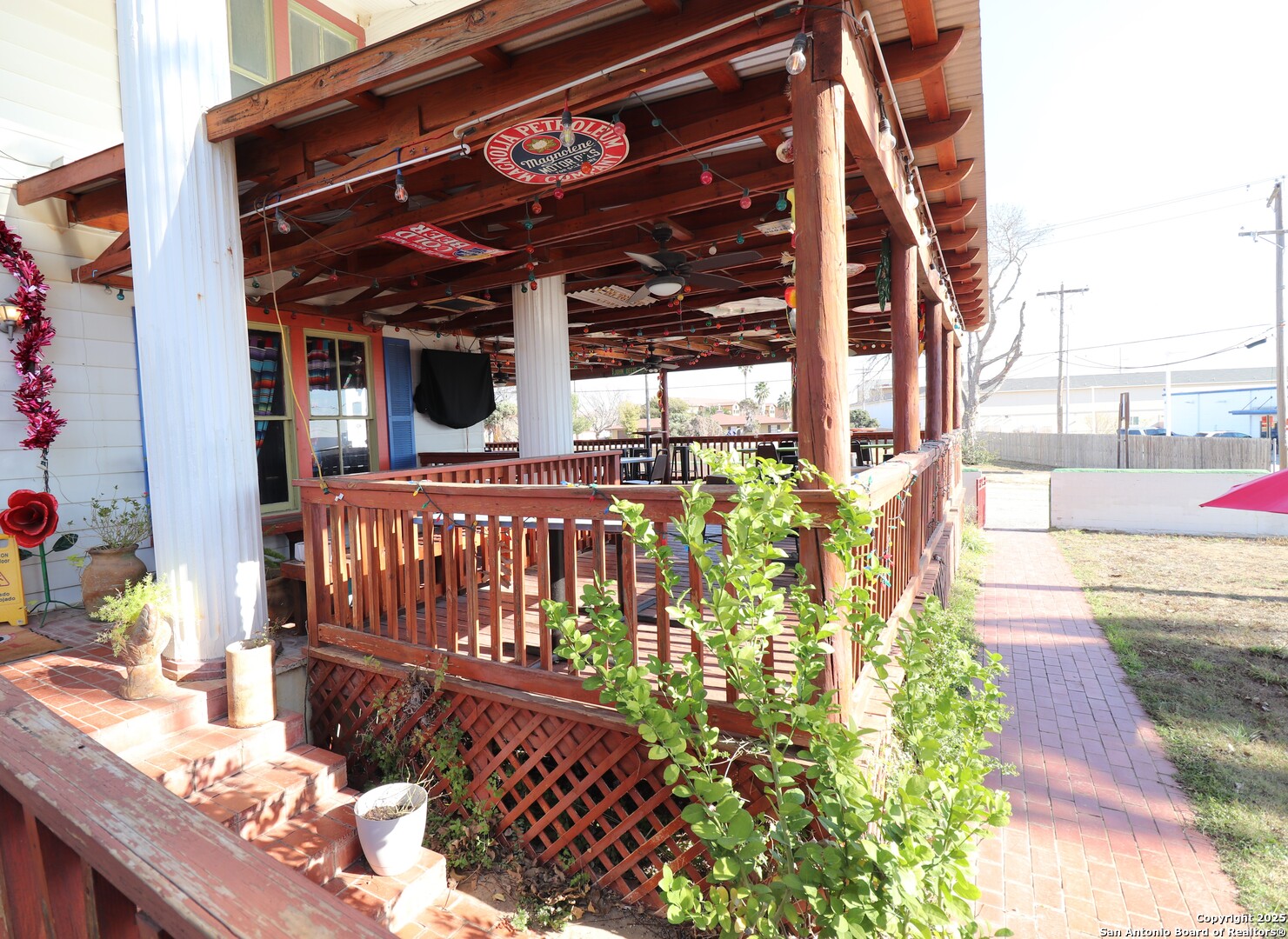 101 Petry Place Carrizo Springs TX 78834