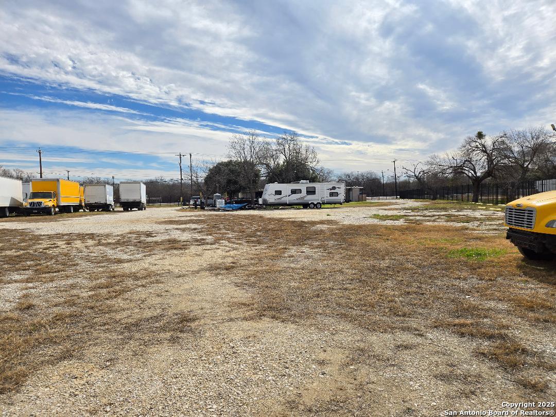 6123 Enrique M Barrera San Antonio TX 78227