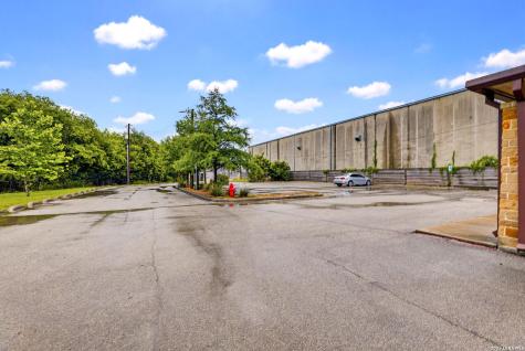 11550 N North Loop Road San Antonio TX 78216