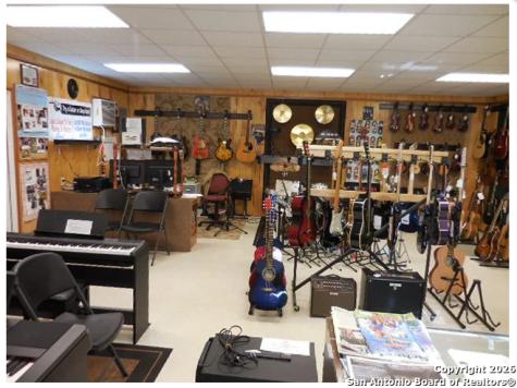 1290 S Business 35 New Braunfels TX 78130