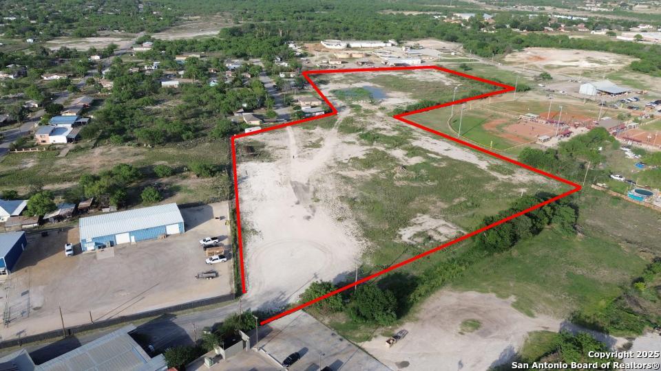 99 Balle Street Carrizo Springs TX 78834