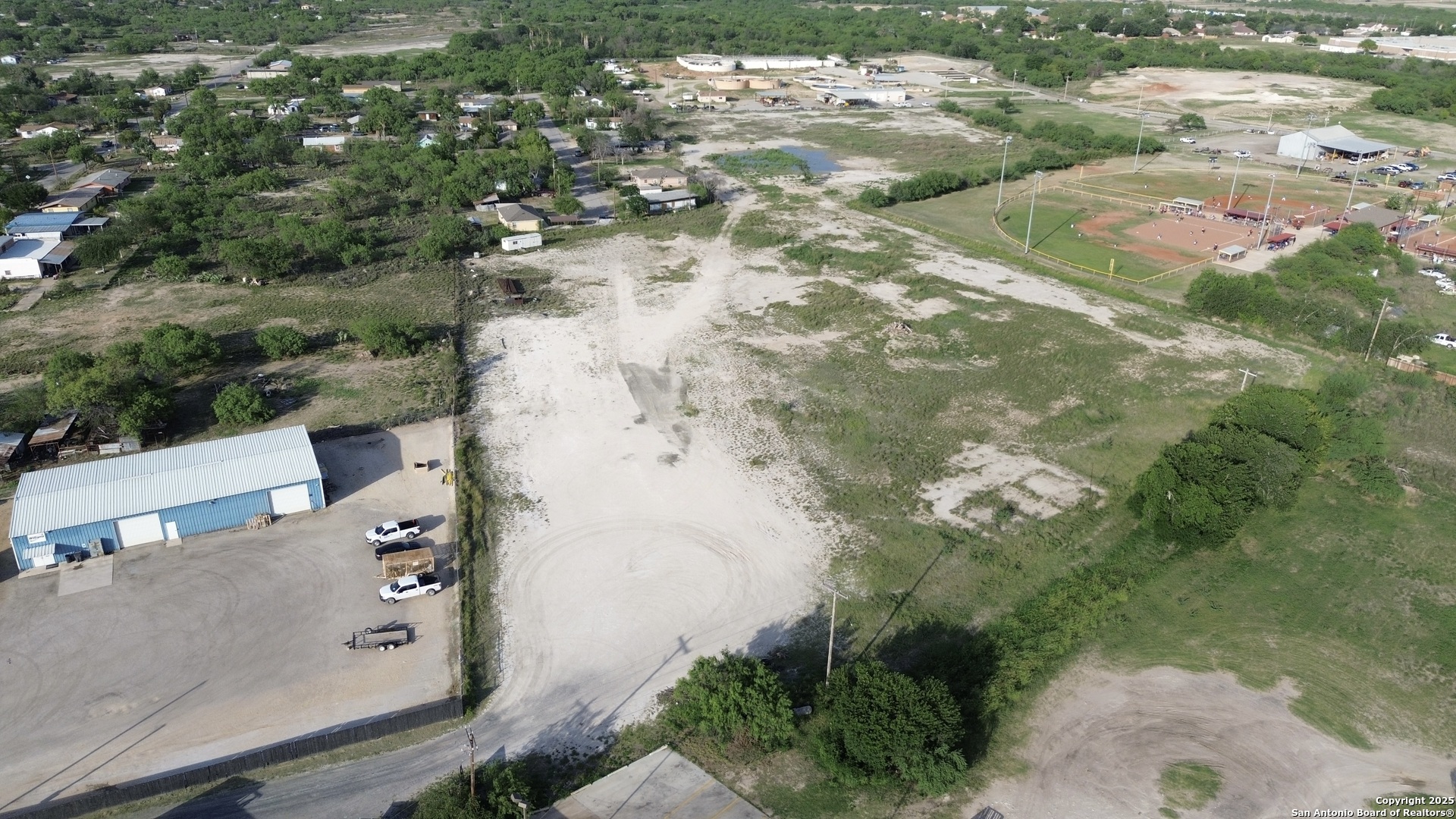 99 Balle Street Carrizo Springs TX 78834