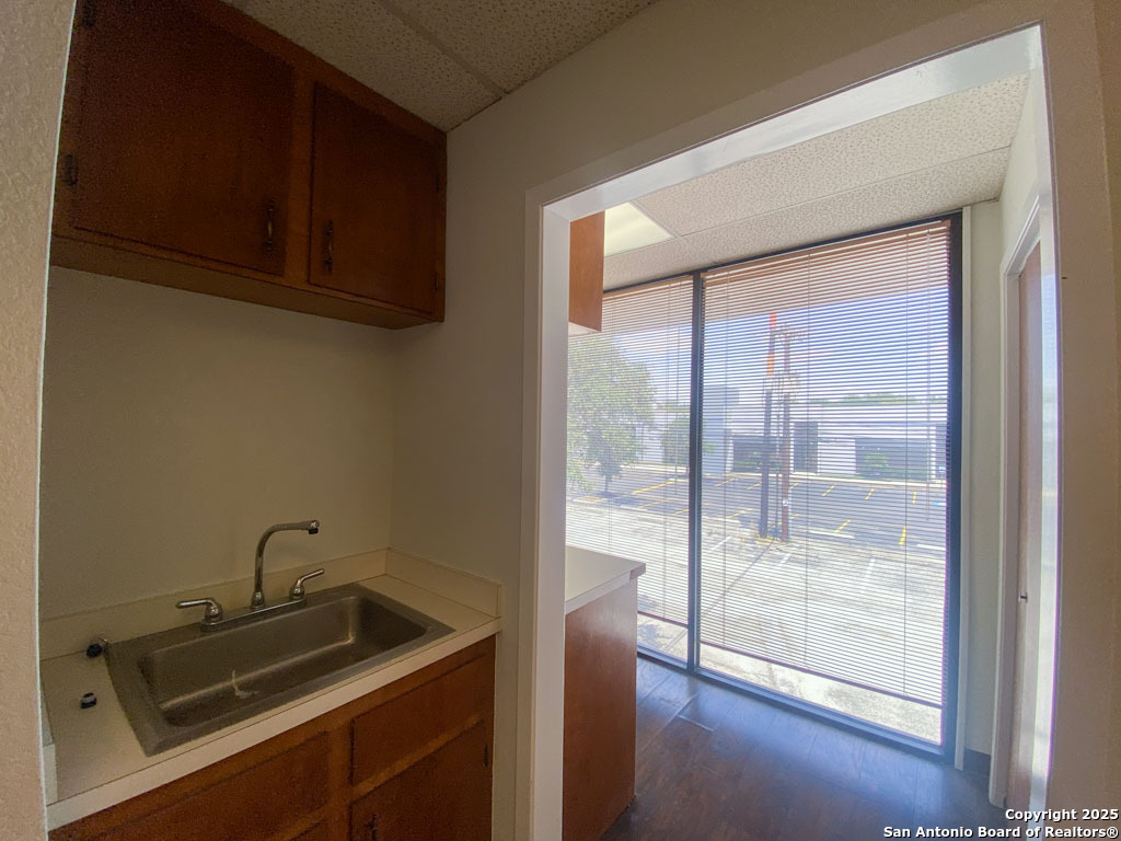 12521 Nacogdoches San Antonio TX 78217