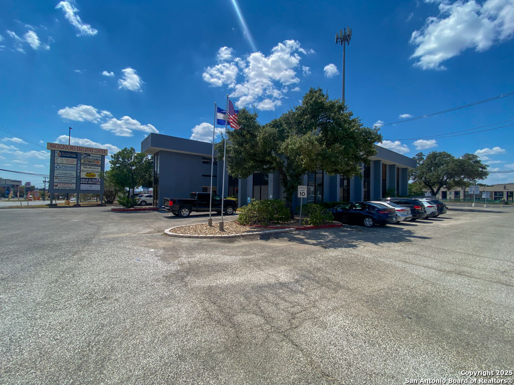 12521 Nacogdoches San Antonio TX 78217