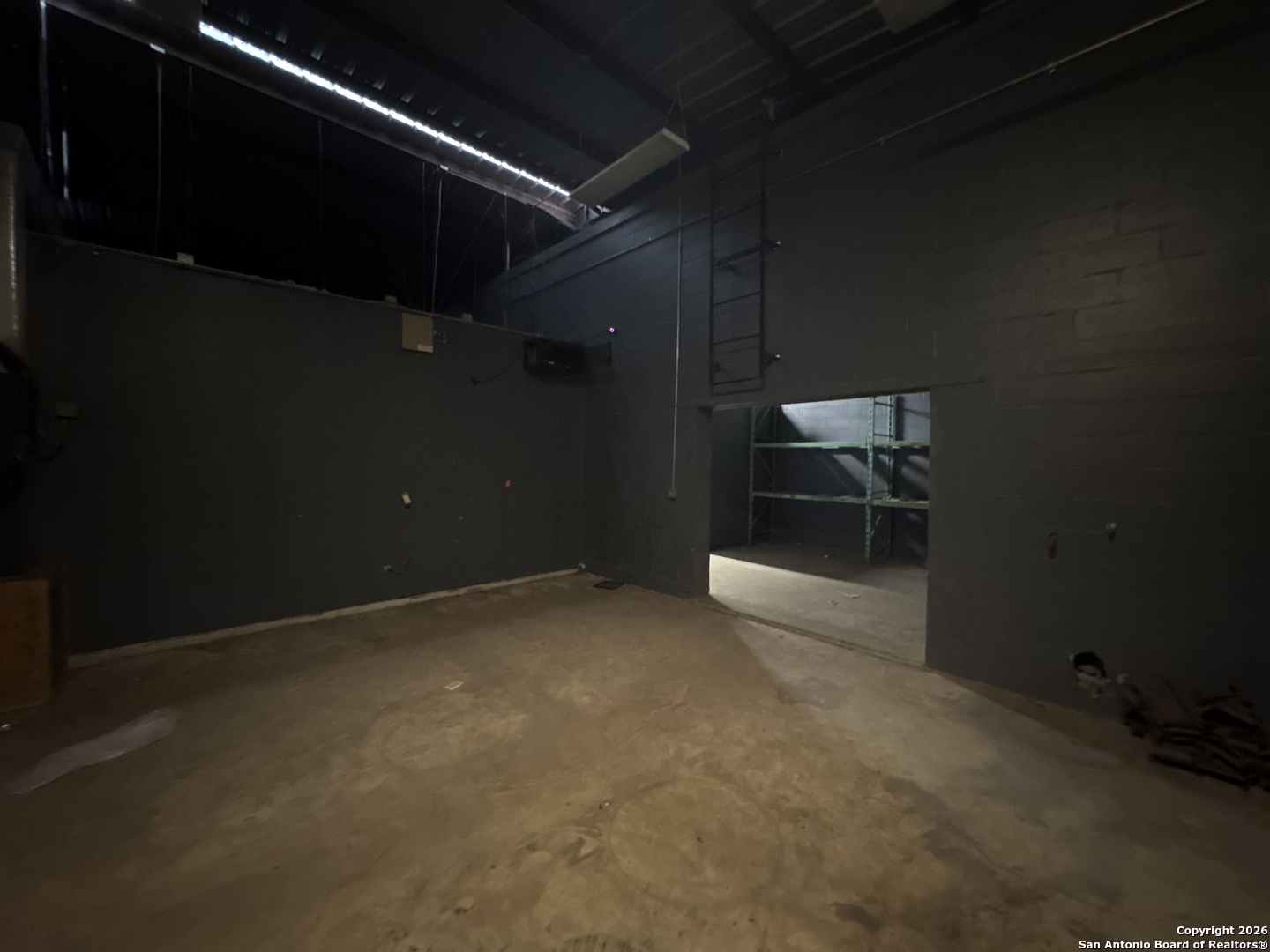 109 W Oak Uvalde TX 78801