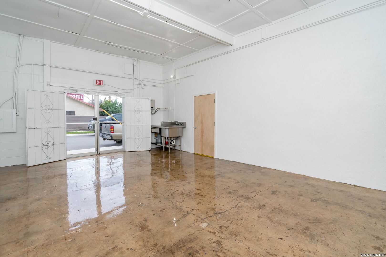 1020 Roosevelt San Antonio TX 78210