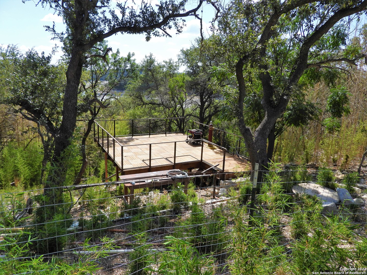 806 Blue Bill Cove Drive Lakehills TX 78063