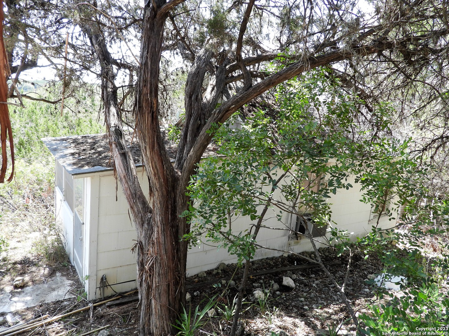 806 Blue Bill Cove Drive Lakehills TX 78063