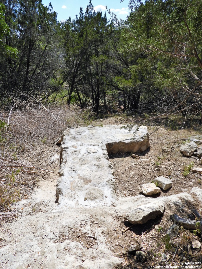 806 Blue Bill Cove Drive Lakehills TX 78063