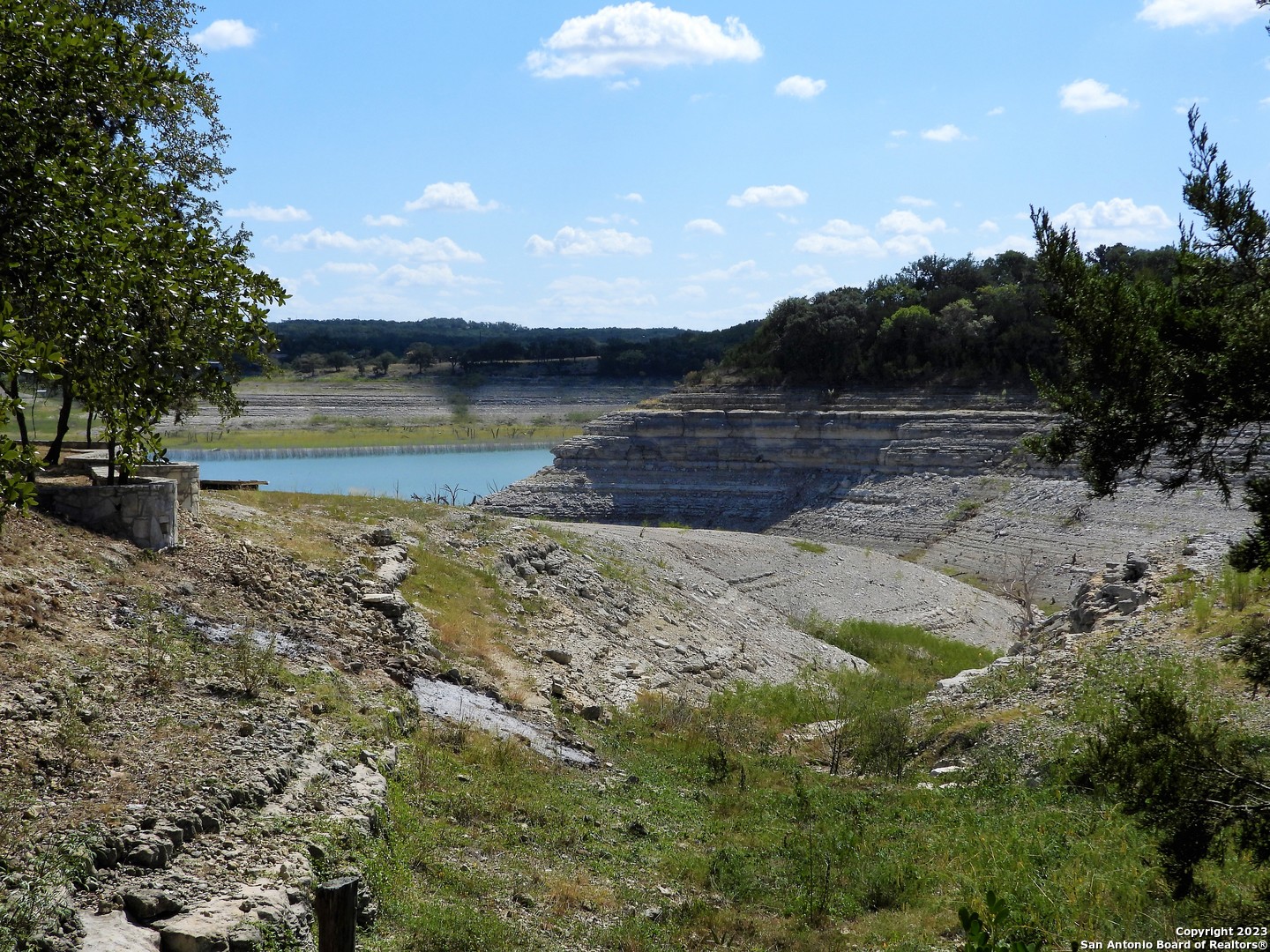 806 Blue Bill Cove Drive Lakehills TX 78063