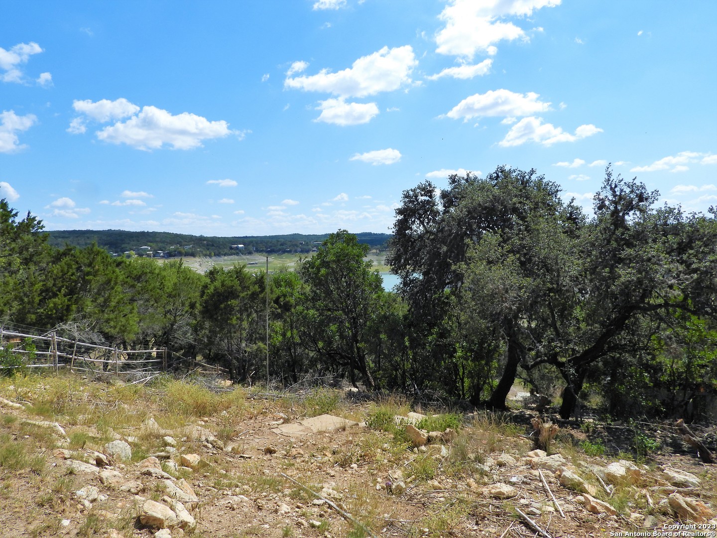 806 Blue Bill Cove Drive Lakehills TX 78063