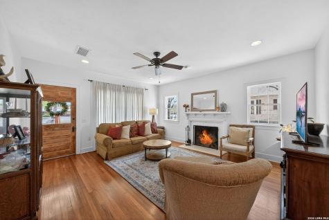 608 River Road Boerne TX 78006