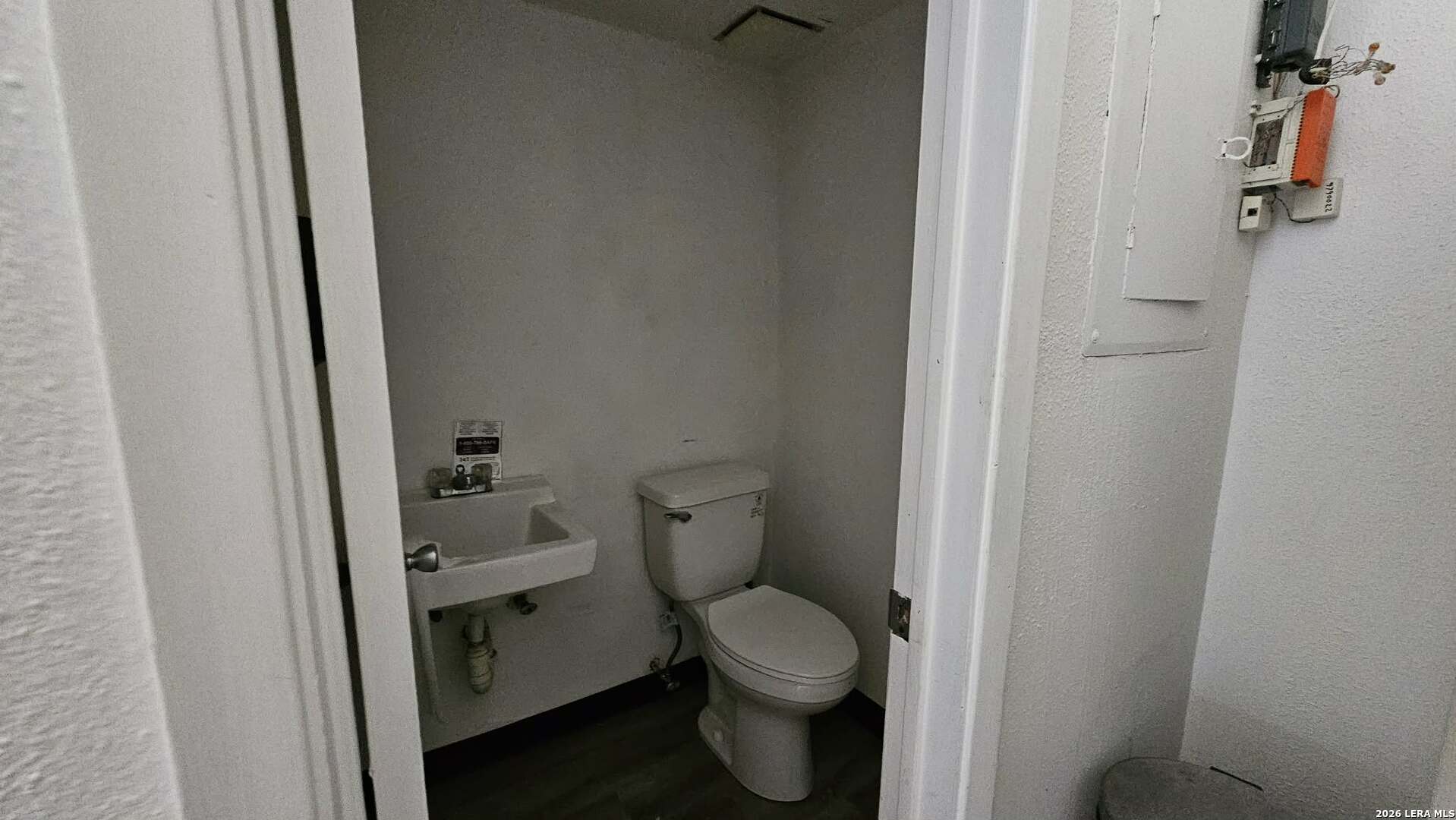 5437 Blanco San Antonio TX 78216