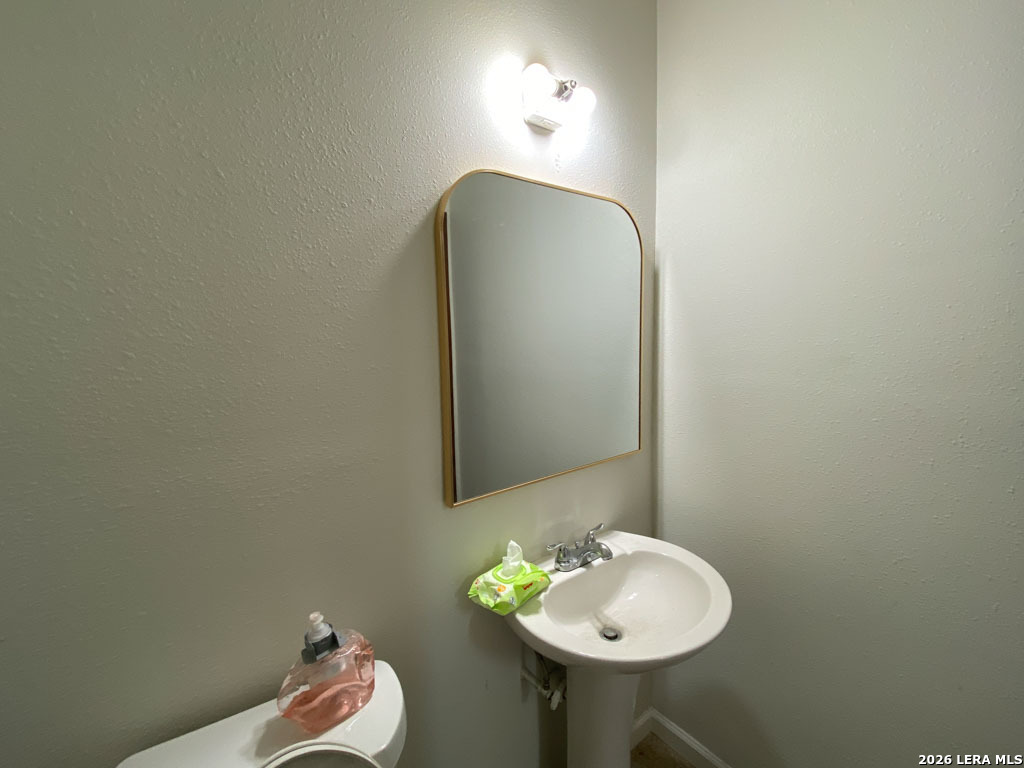 135 Bandera San Antonio TX 78228