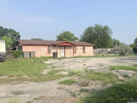 1542 Somerset San Antonio TX 78211
