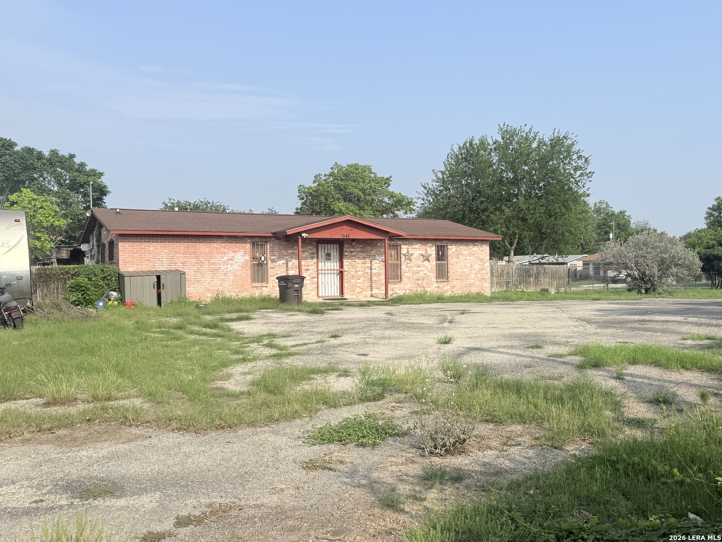 1542 Somerset San Antonio TX 78211