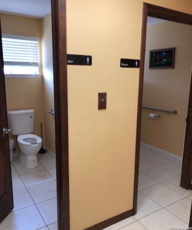 1542 Somerset San Antonio TX 78211