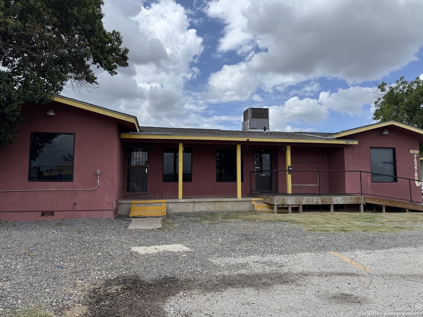 3827 SW Military San Antonio TX 78211