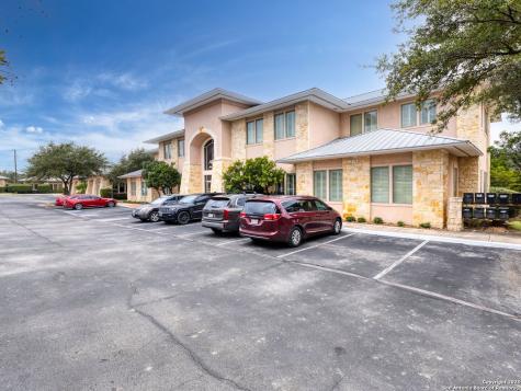 4085 De Zavala Shavano Park TX 78249