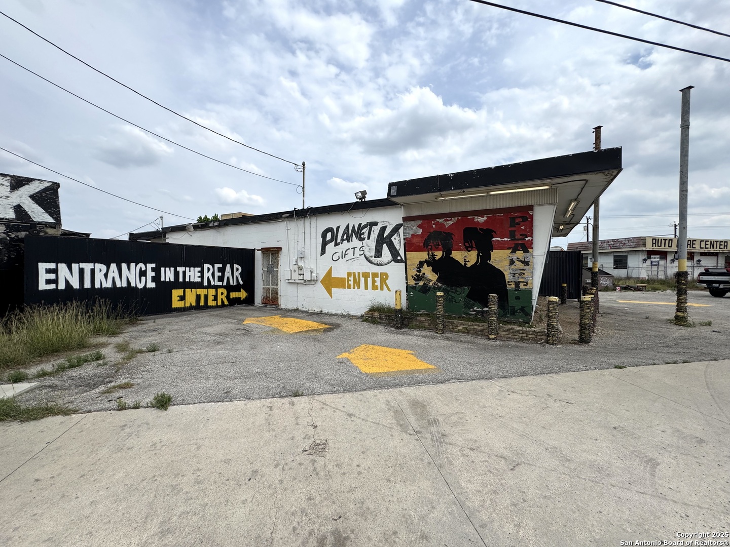 2122-2130 Austin Highway San Antonio TX 78218