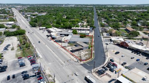 2122-2130 Austin Highway San Antonio TX 78218