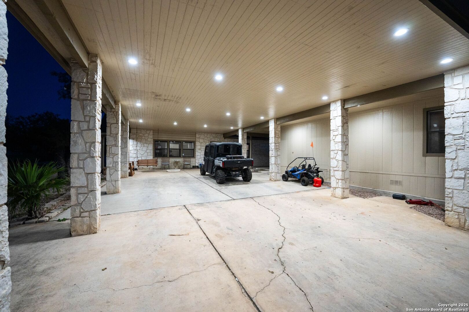 4514 Billy Sames Drive Adkins TX 78101