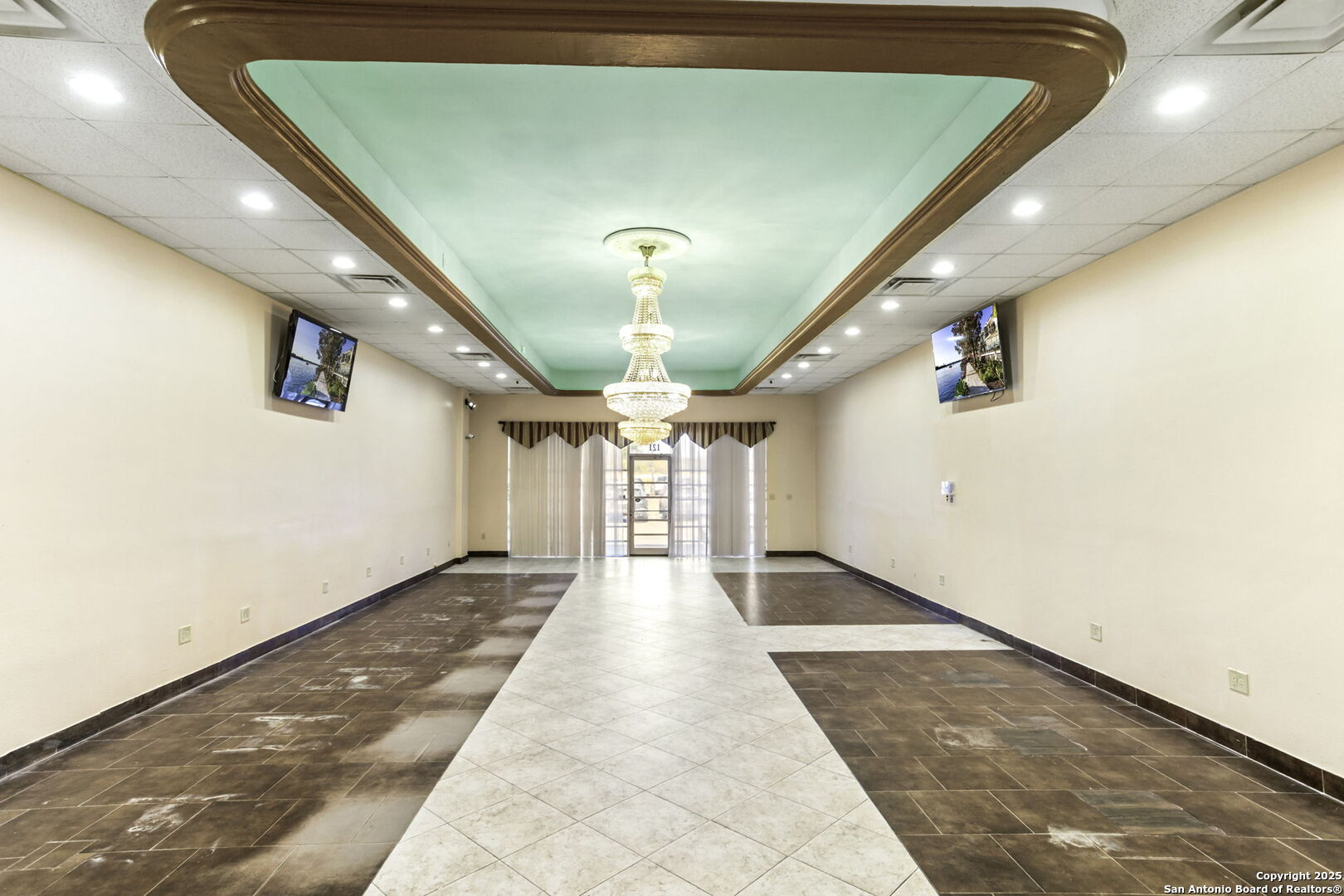 8202 N Loop 1604 San Antonio TX 78249