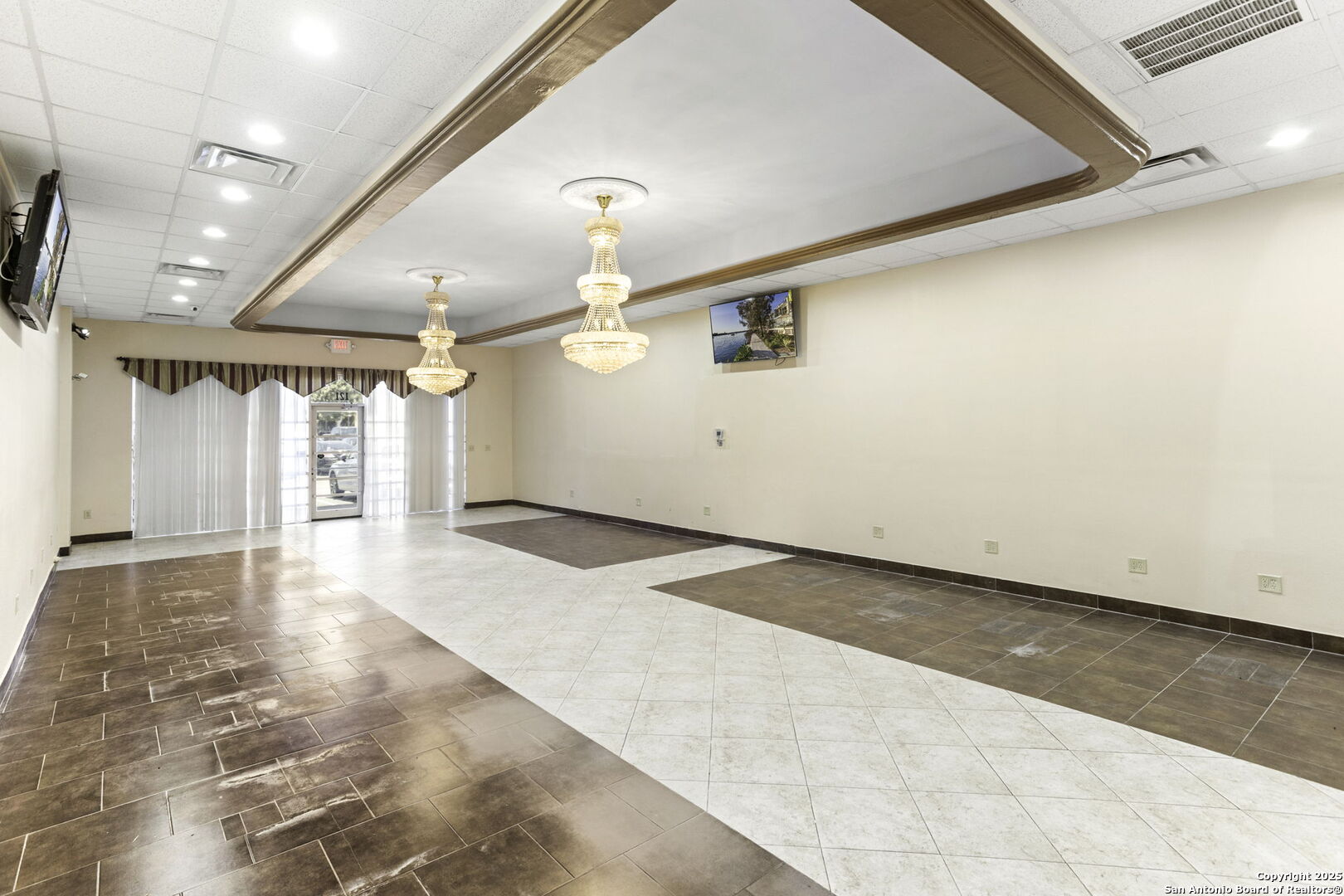 8202 N Loop 1604 San Antonio TX 78249