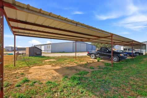 4456 Fm 536 Pleasanton TX 78064