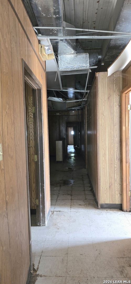 2638 W Southcross San Antonio TX 78211
