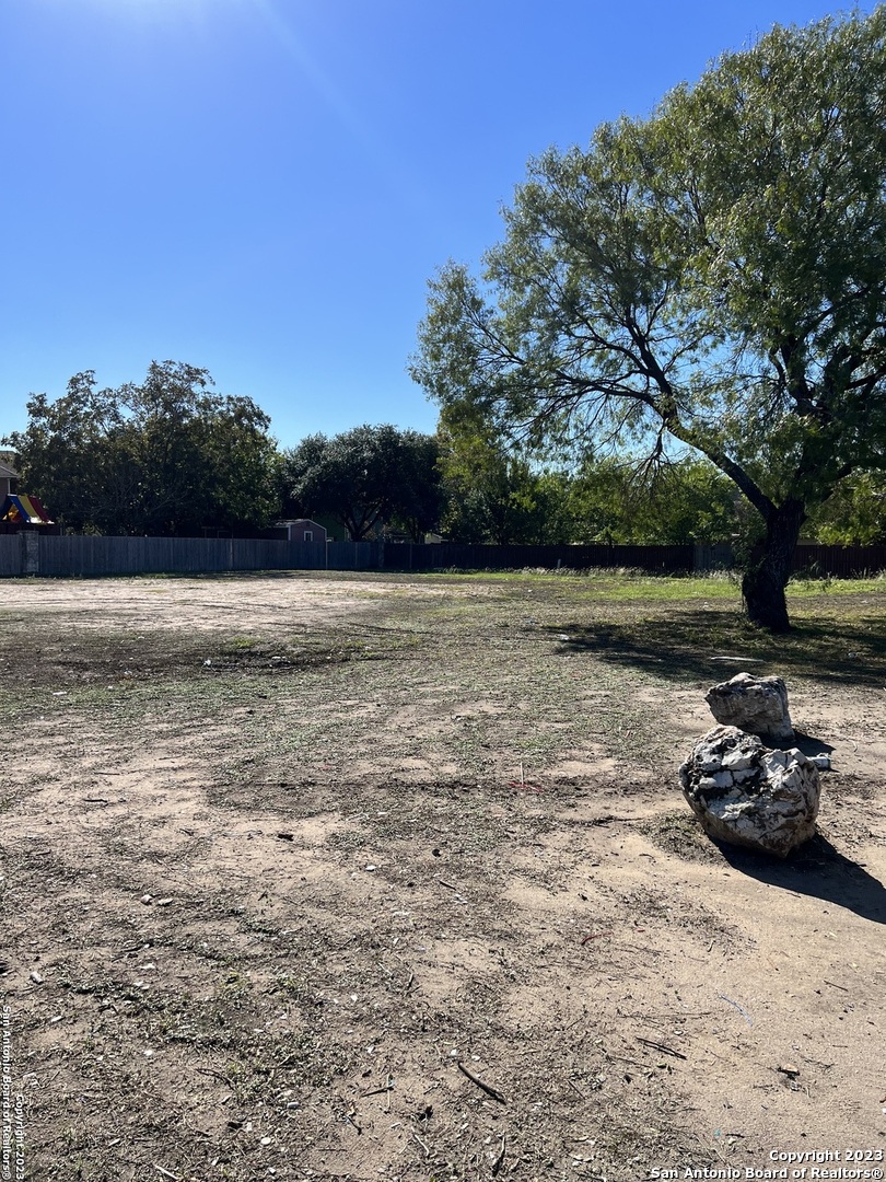 00 S Ww White Road San Antonio TX 78222