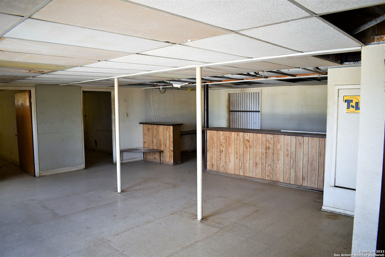 1737 N Highway 81 Pearsall TX 78061