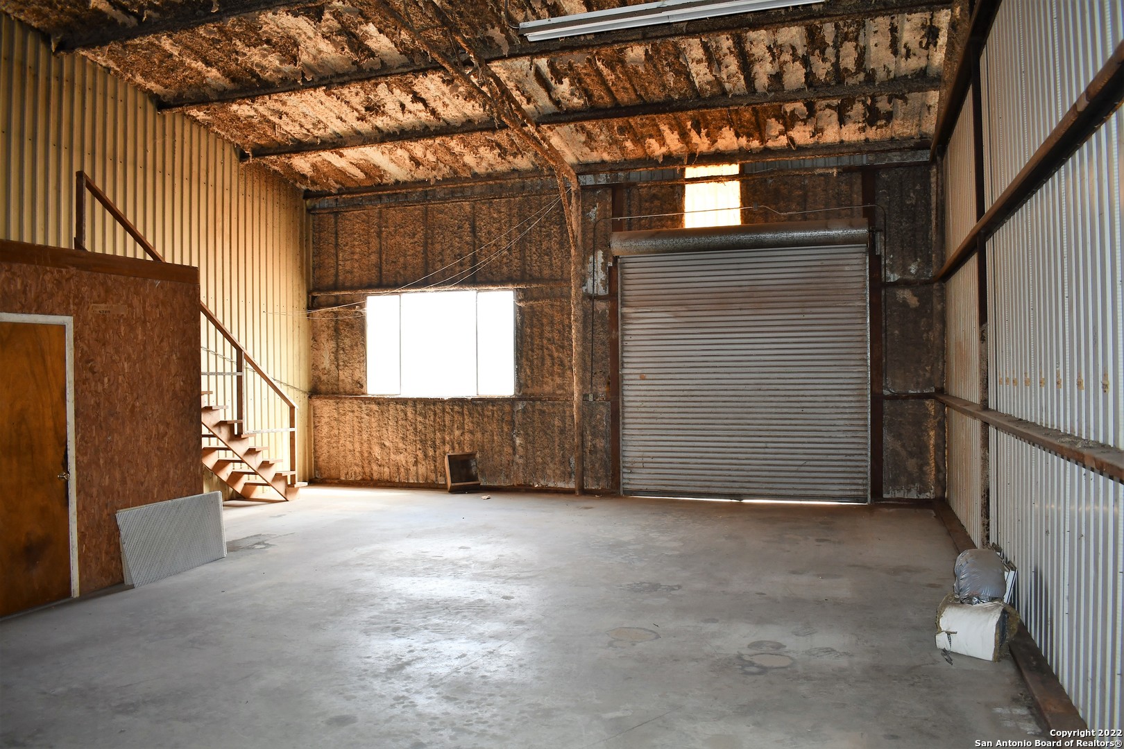 1737 N Highway 81 Pearsall TX 78061