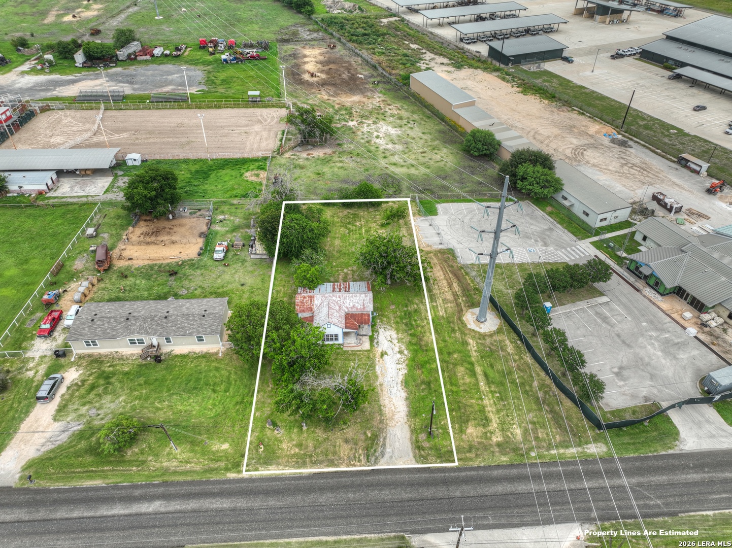517 Center Street Marion TX 78124