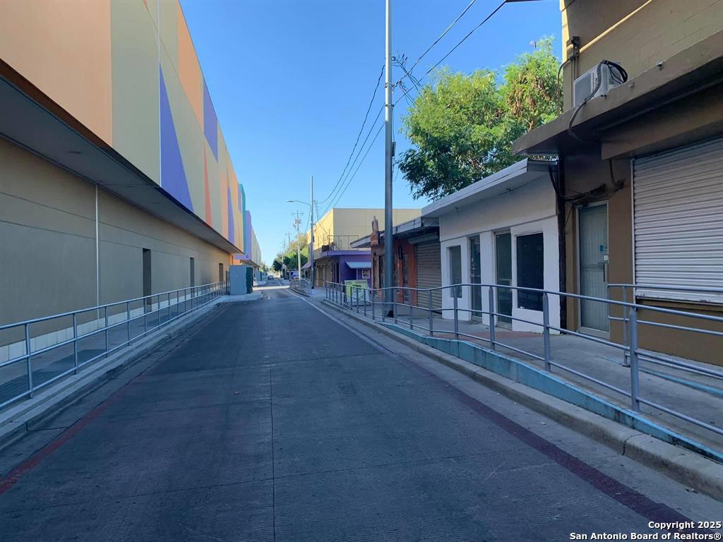 1404 Zaragoza Street Laredo TX 78040