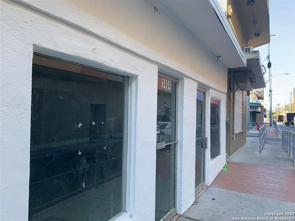 1404 Zaragoza Street Laredo TX 78040