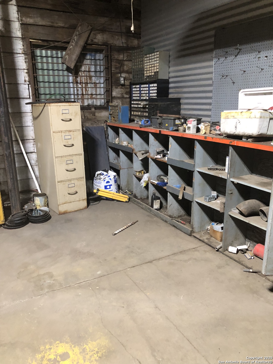 300 W. Sinton Sinton TX 78387