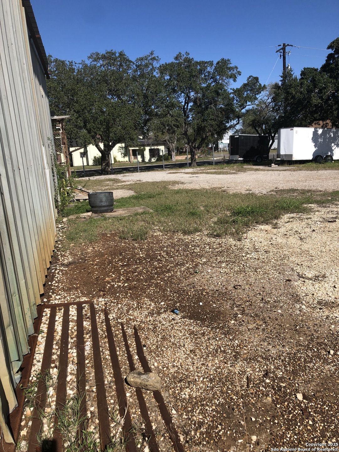 300 W. Sinton Sinton TX 78387