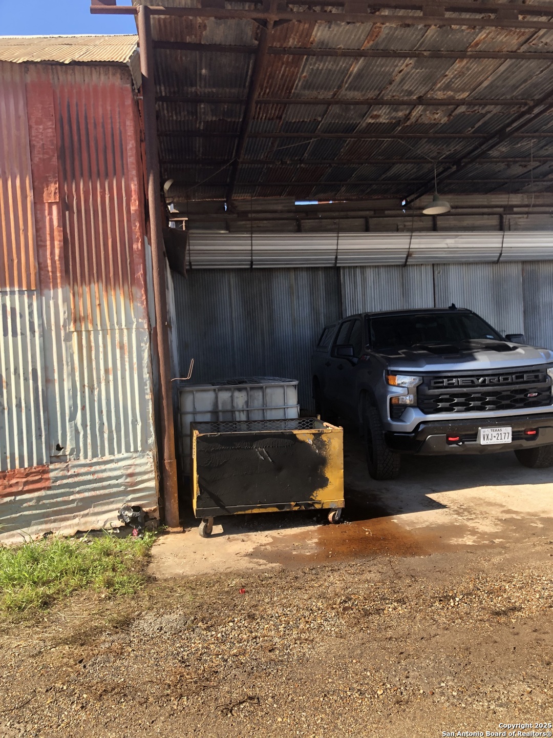 300 W. Sinton Sinton TX 78387