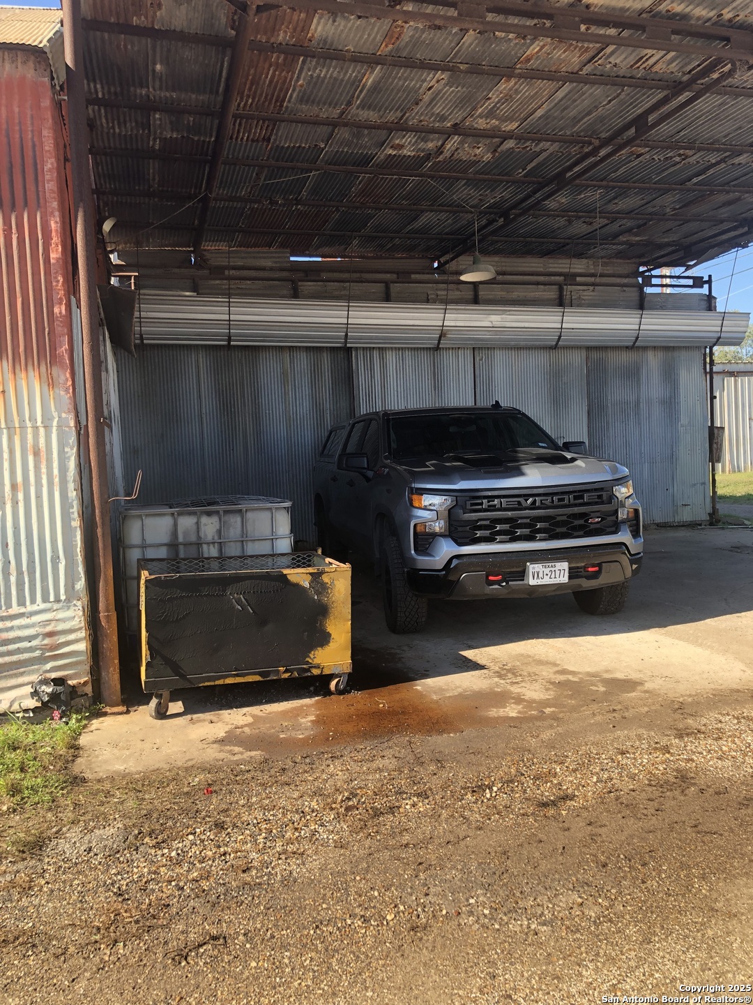 300 W. Sinton Sinton TX 78387