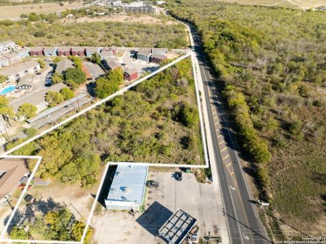 300 Whitewood San Antonio TX 78242