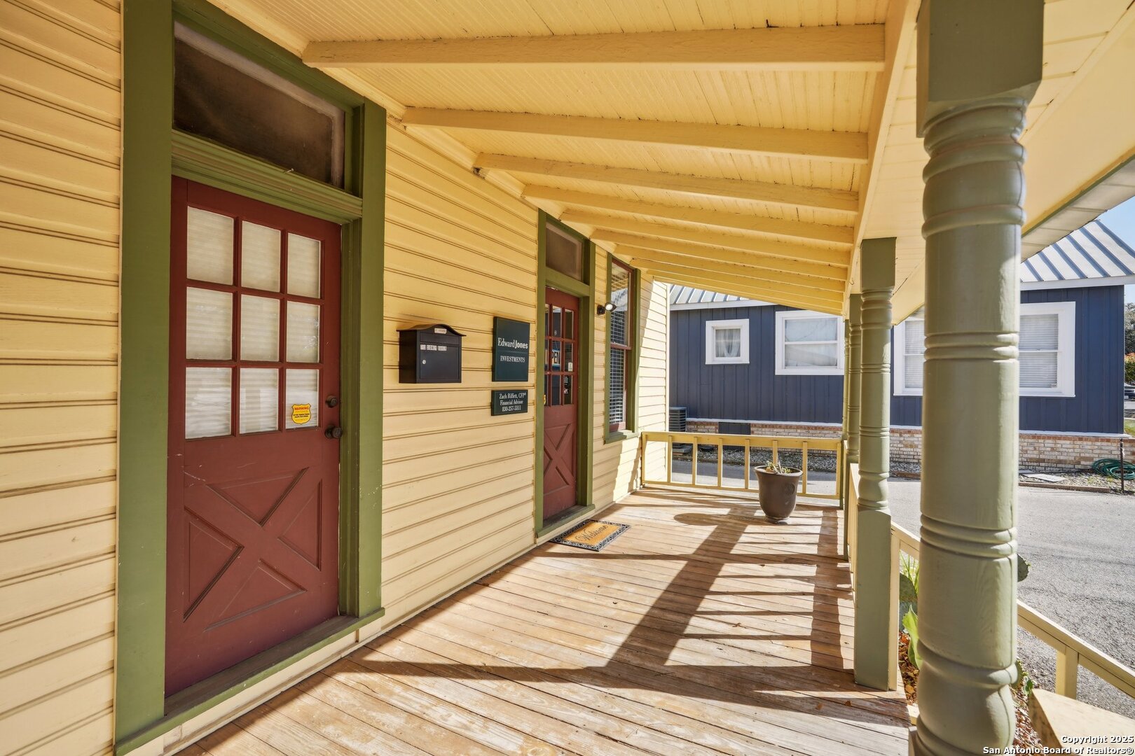 713 Sidney Baker Kerrville TX 78028