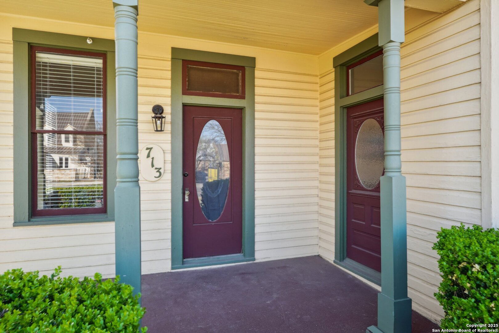 713 Sidney Baker Kerrville TX 78028