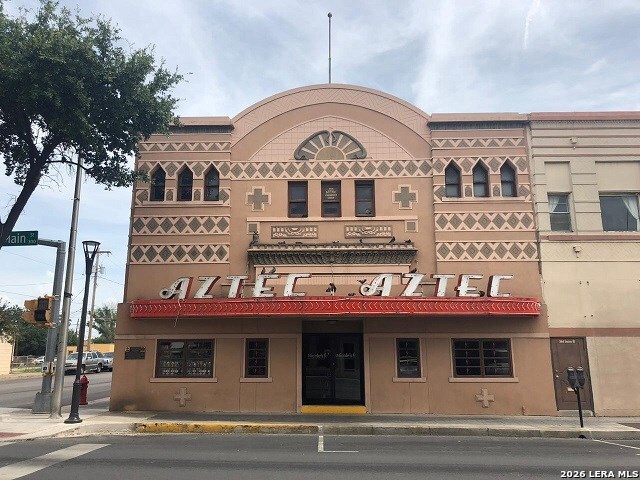 398 E Main Street Eagle Pass TX 78852